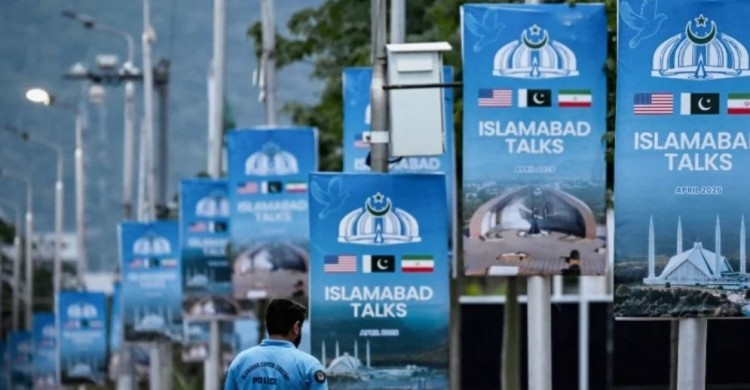 ইরানের সঙ্গে বসতে ইসলামাবাদে পৌঁছাল মার্কিন প্রতিনিধি দল