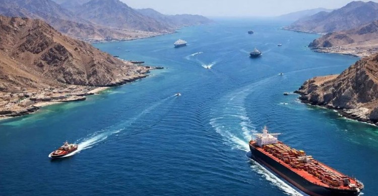 হরমুজ প্রণালি উন্মুক্ত করল ইরান