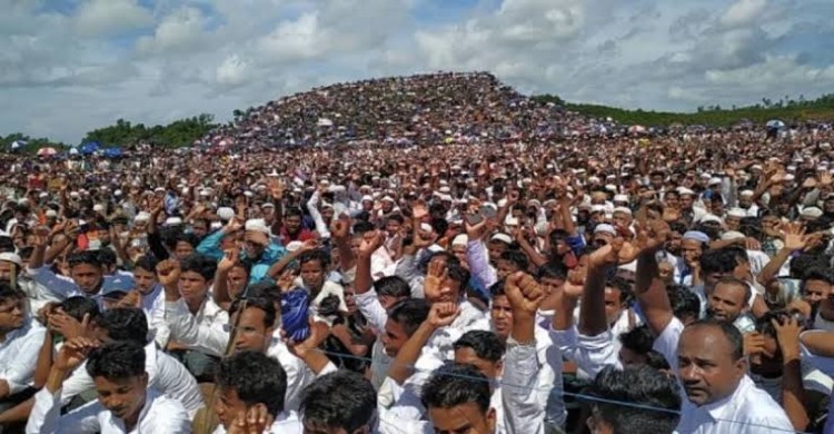 রোহিঙ্গা ঢলের ৯ বছর: বোঝা এখন আরও ভারী