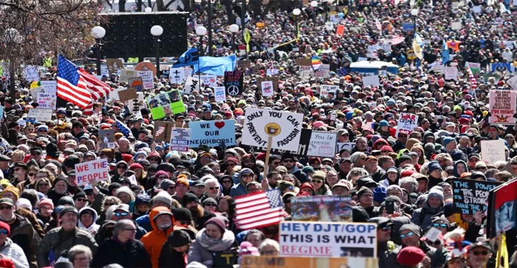 যুক্তরাষ্ট্রে ট্রাম্পের বিরুদ্ধে ৮০ লাখ মানুষের বিক্ষোভ