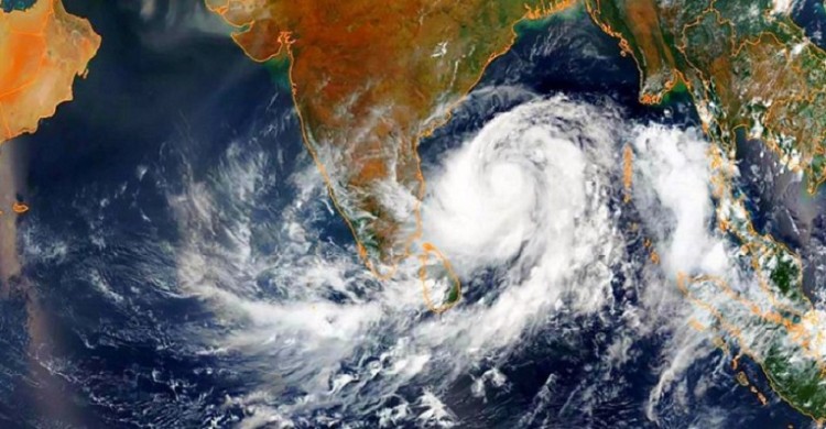 বঙ্গোপসাগরে লঘুচাপ: সারা দেশে ঝড়বৃষ্টির বার্তা